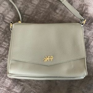 Freshly picked Crossbody